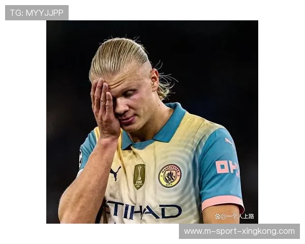 哈兰德面对门将极度冷静，足球场上的“冷血杀手”